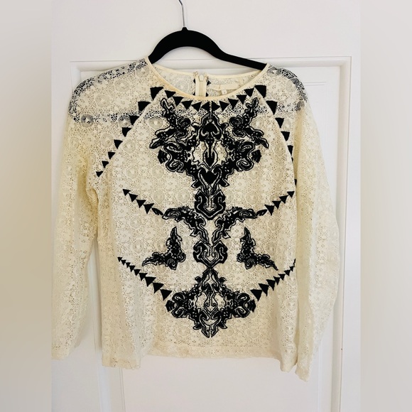 Maje guipure cream lace top with black embroidery sz 2 (@ US 8) - Picture 7 of 11